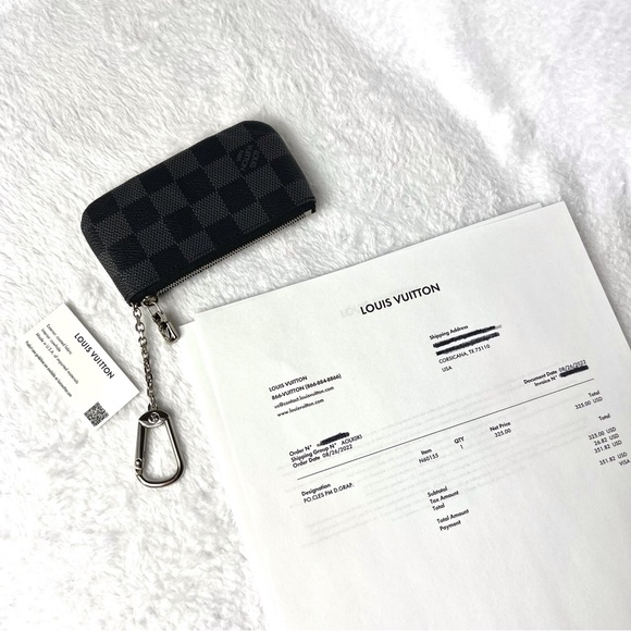 COPY - Louis Vuitton key pouch Used Gently - Picture 3 of 14